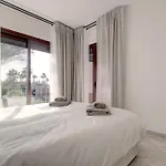 Atico Vista Mar En Alicate Playa アパート マルベーリャ